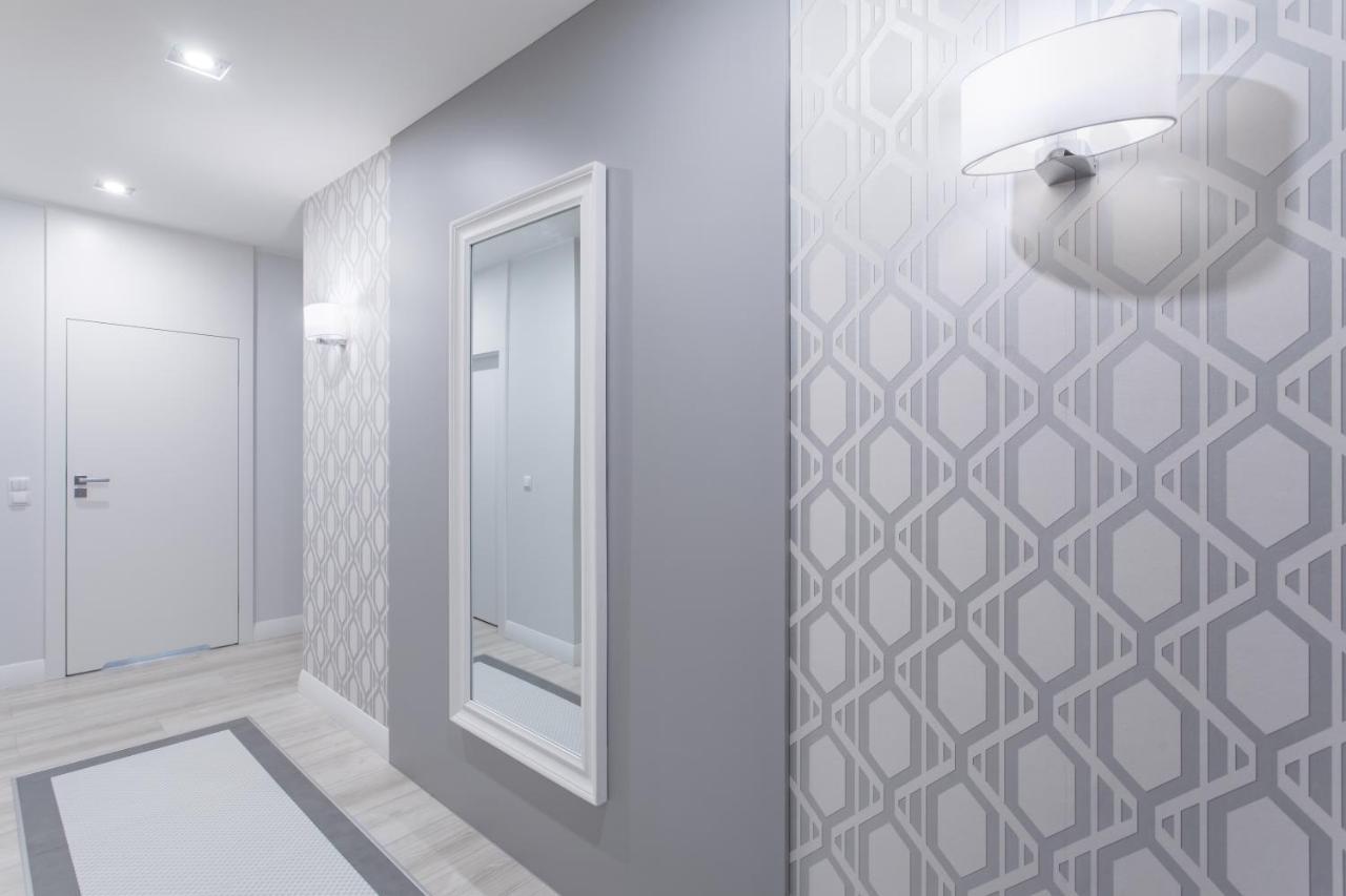Lion Apartments - Naviflat Brabank Premium Apartment With Parking Gdańsk Buitenkant foto